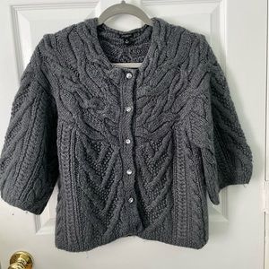 Ann Taylor cropped cable knit sweater SIZE MEDIUM